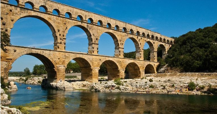 L‘ ARCO : UNA MAGIA ? L‘ ARCO : UNA MAGIA ?